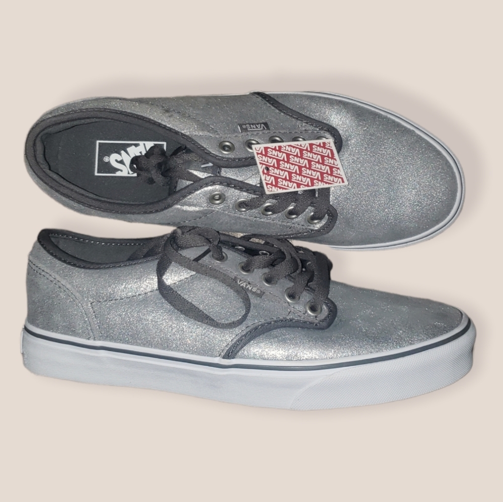 ❣FIRM PRICE❣Vans | NWT Silver Metallic Sneakers sz10